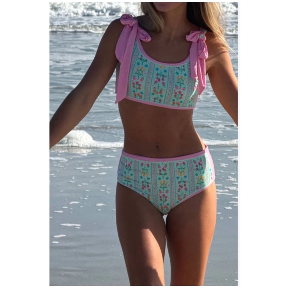 NEW! Beach Riot Marcella Bikini Bottom Fruit Blooms Floral Pink Mid Rise Swim M